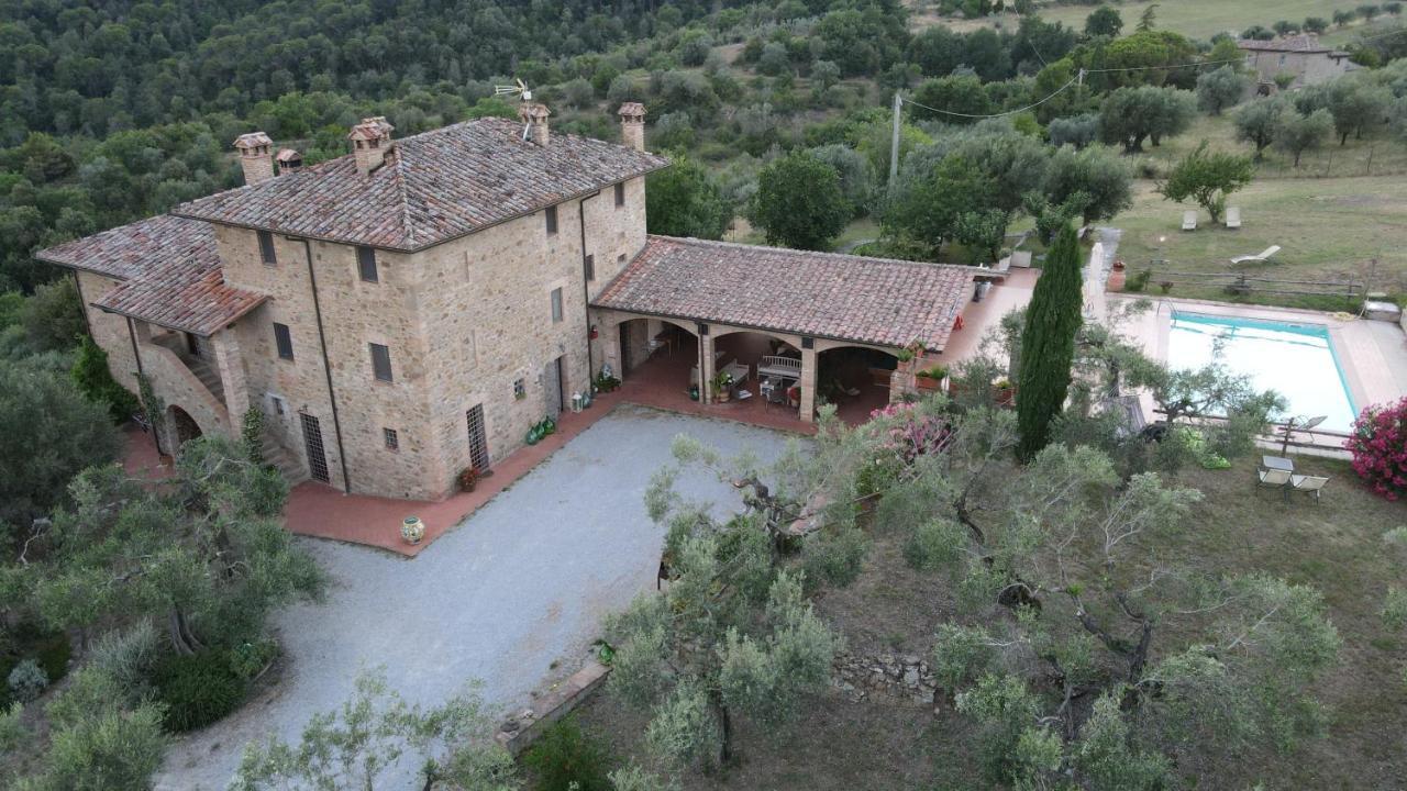 Podere Schioppello Casale Con Appartamenti Privati Cibottola Exterior photo