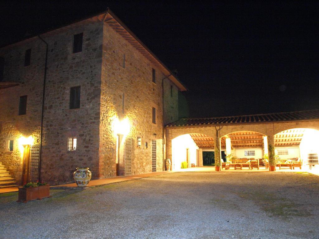 Podere Schioppello Casale Con Appartamenti Privati Cibottola Room photo